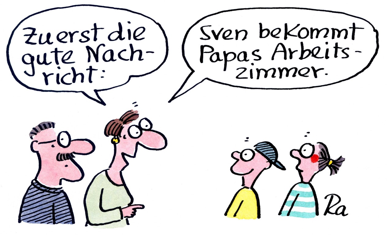 Cartoon von Renate Alf. Eltern sprechen mit ihren Kindern nach der Trennung. Die Mutter sagt: Zuerst die gute Nachricht, Sven bekommt Papas Arbeitszimmer.